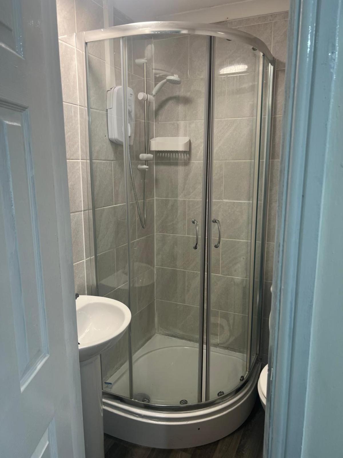 Studio Flat 7 With Private Shower & Wc 호텔 노팅엄 외부 사진